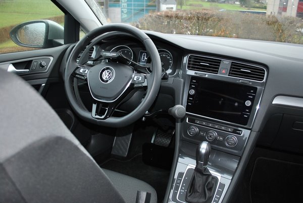 Adaptation d'une voiture Volkswagen Golf