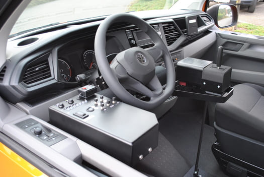 Conduite par joystick de la Volkswagen T6