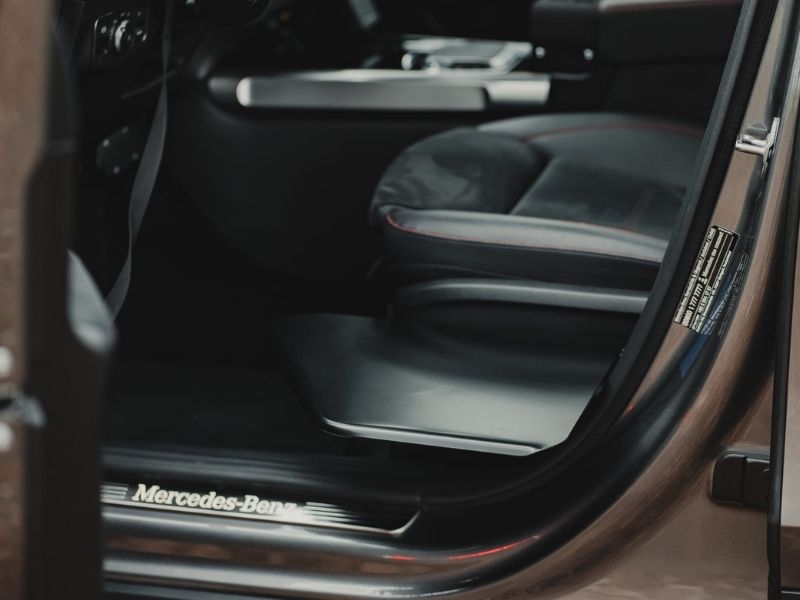 mercedes-benz-adaptations-interieur-vehicule