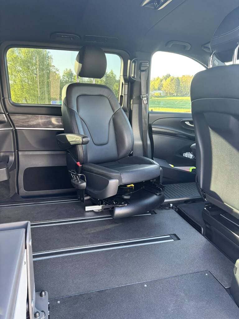Mercedes Benz EQV - siege pivotant