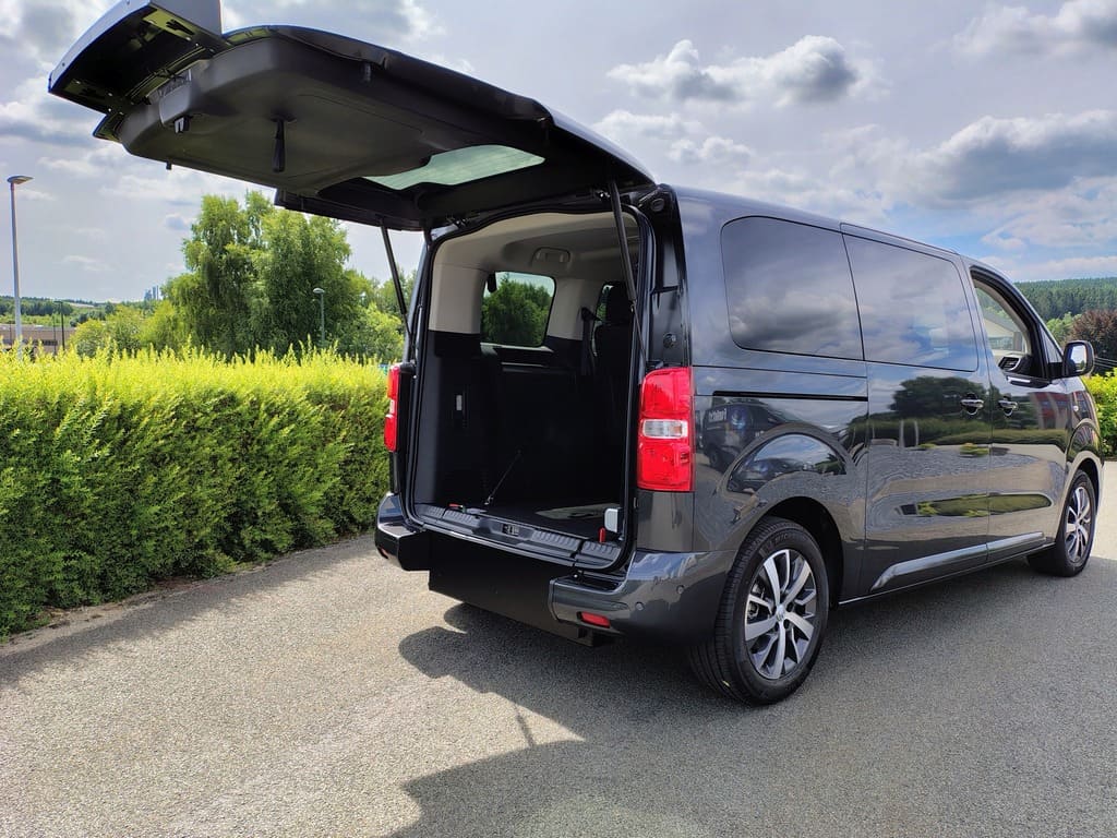 toyota belux proace verso M coffre