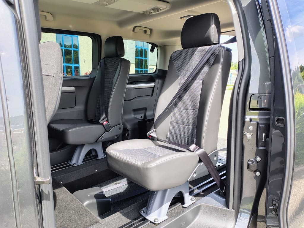 toyota belux proace verso M siege individuel fixe