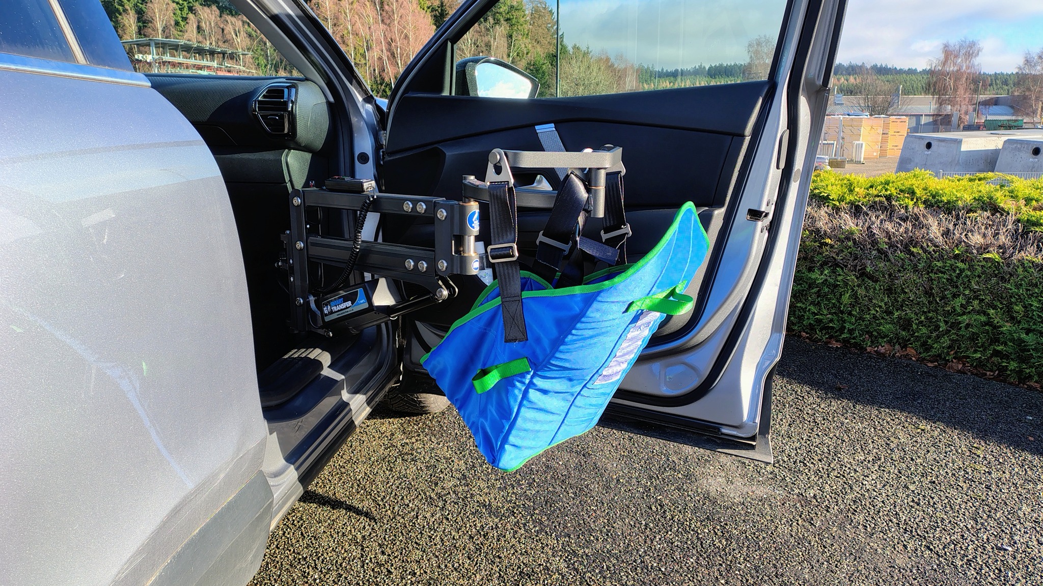 Citroën C4 - Lève personne convoyeur