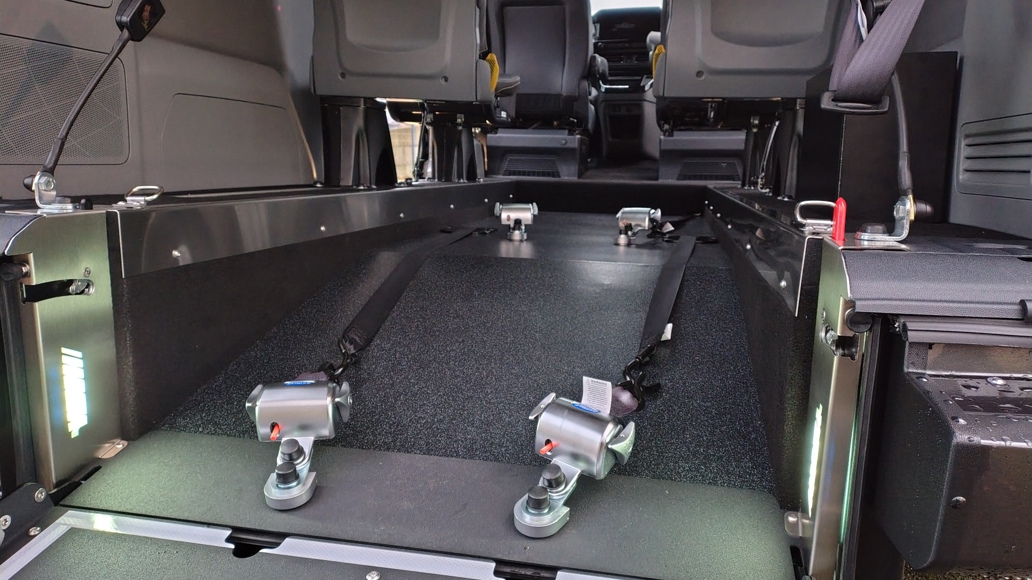 Ford Tourneo L2 - Décaissement