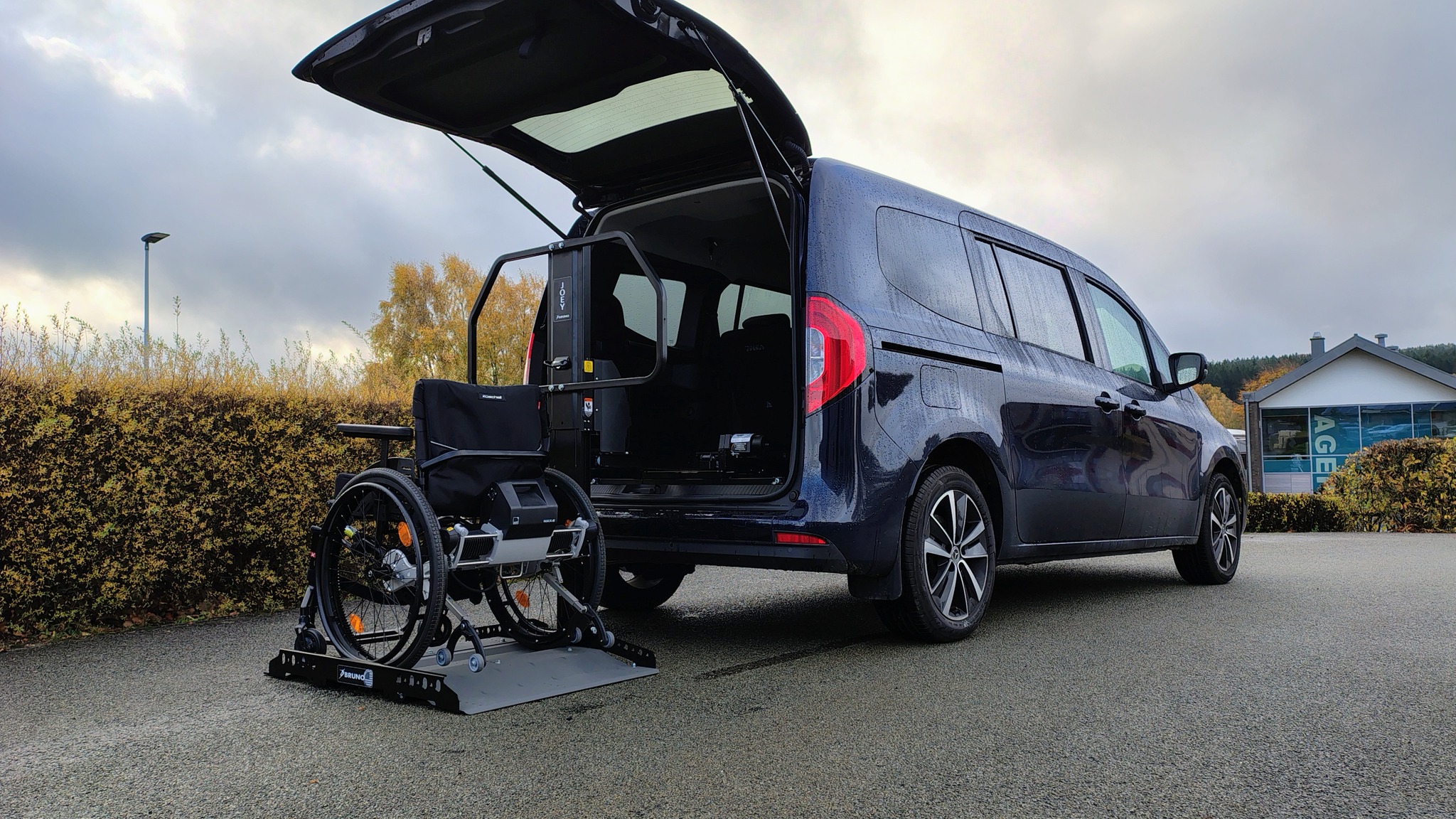 Lift - Chargement de chaise roulante Mercedes