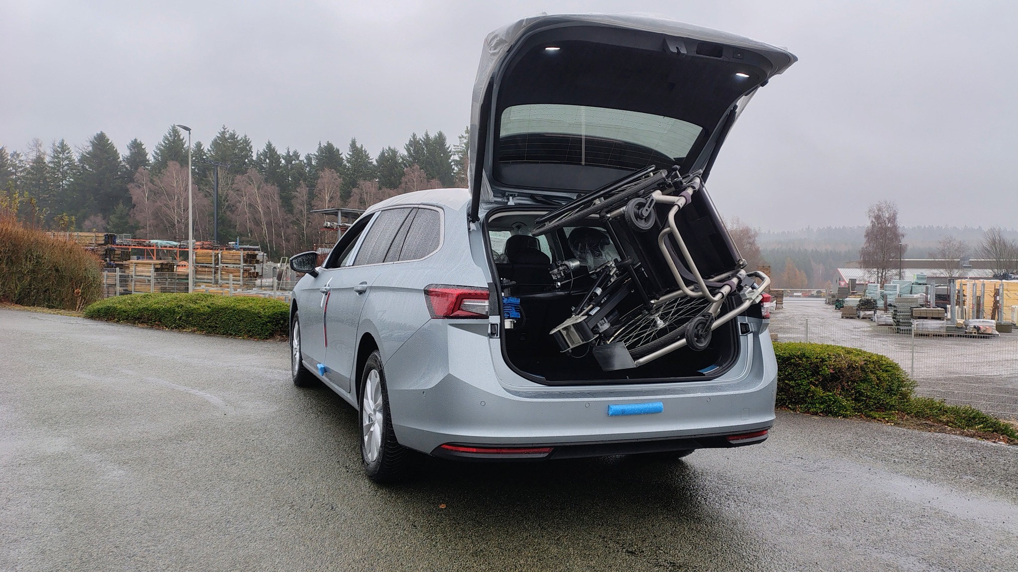 skoda-superb-combi-chargement CR