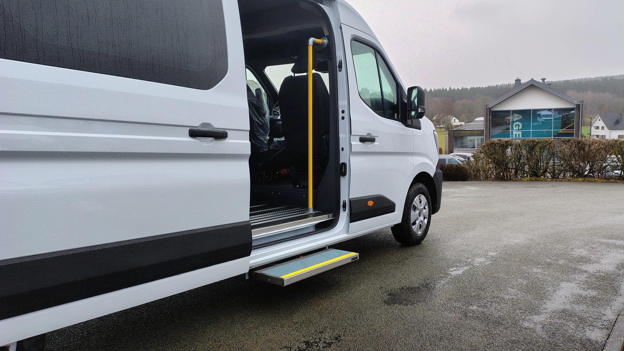 Renault Group Master L3H2 - marche pied sorti