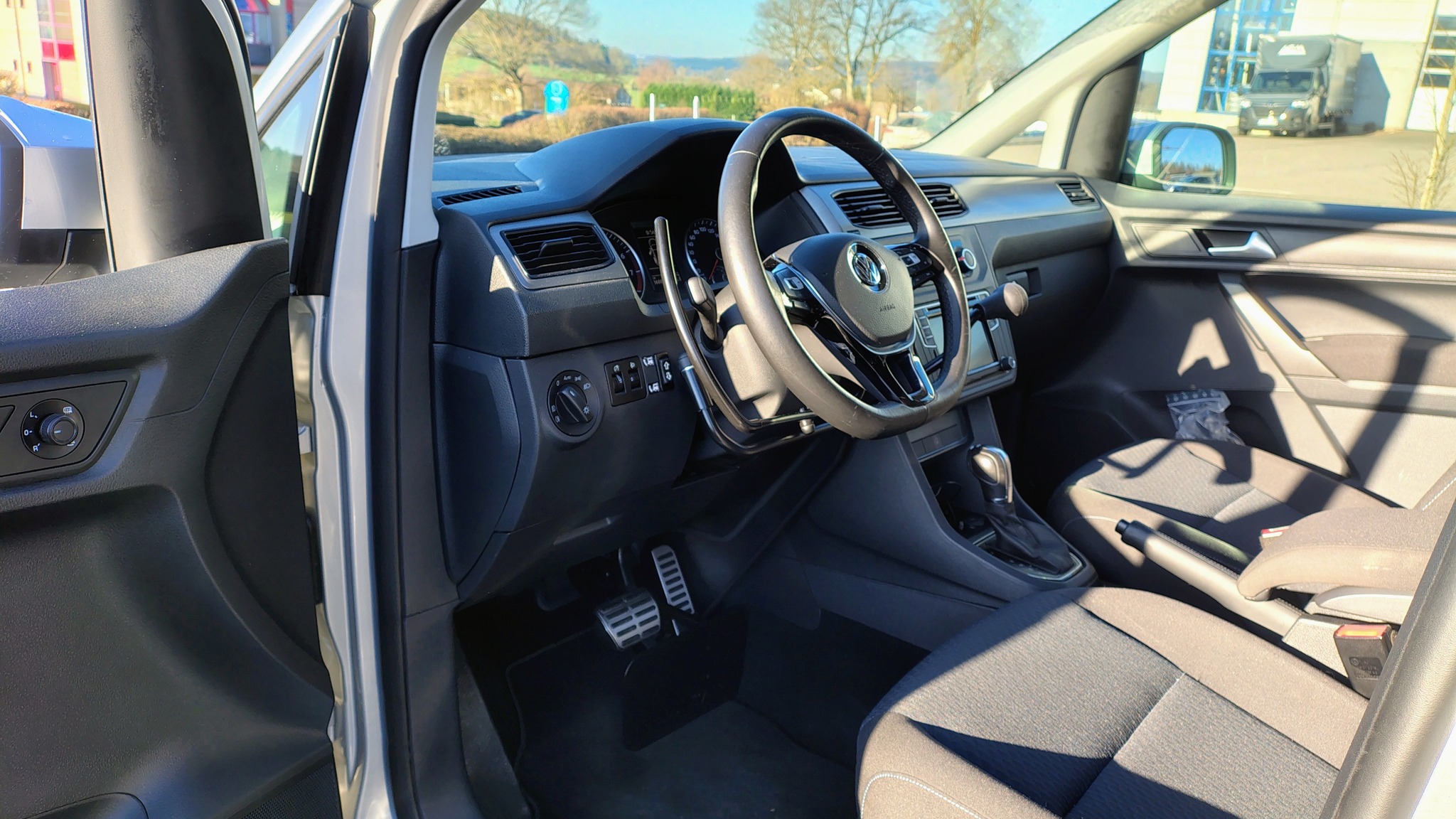 Levier de frein mécanique sur Volkswagen Caddy