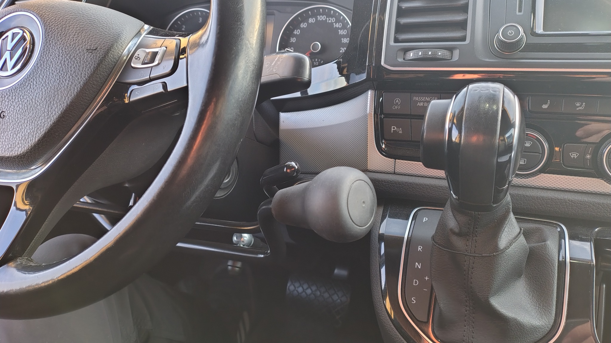 volkswagen-t6-l2-frein-main-electrique